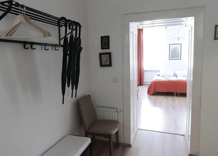 Old Apartman