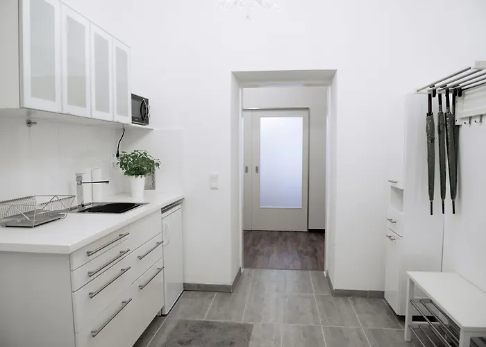 Old Apartman